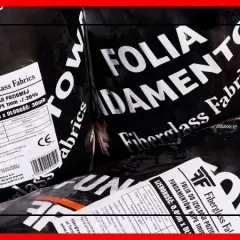 Izolacja pozioma fundamentów: folia czy papa - co wybrać dla trwałości?